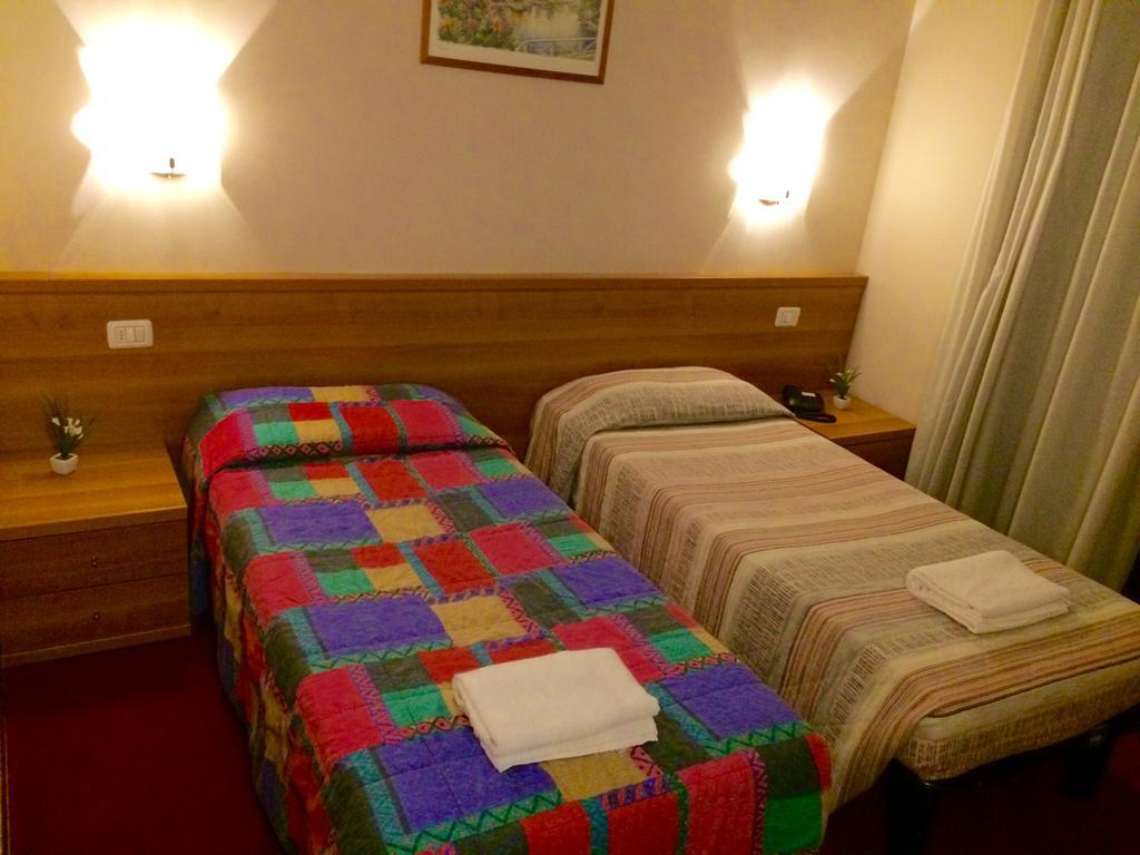 Royal Hotel Milano Phòng bức ảnh