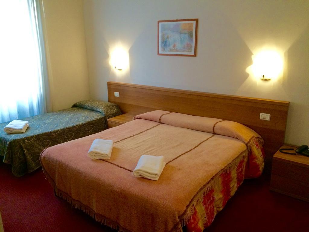 Royal Hotel Milano Phòng bức ảnh