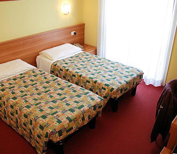 Royal Hotel Milano Ngoại thất bức ảnh
